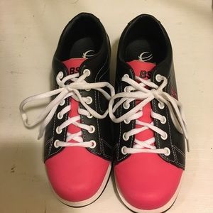 BSI bowling shoes- Sz 6 - black and pink